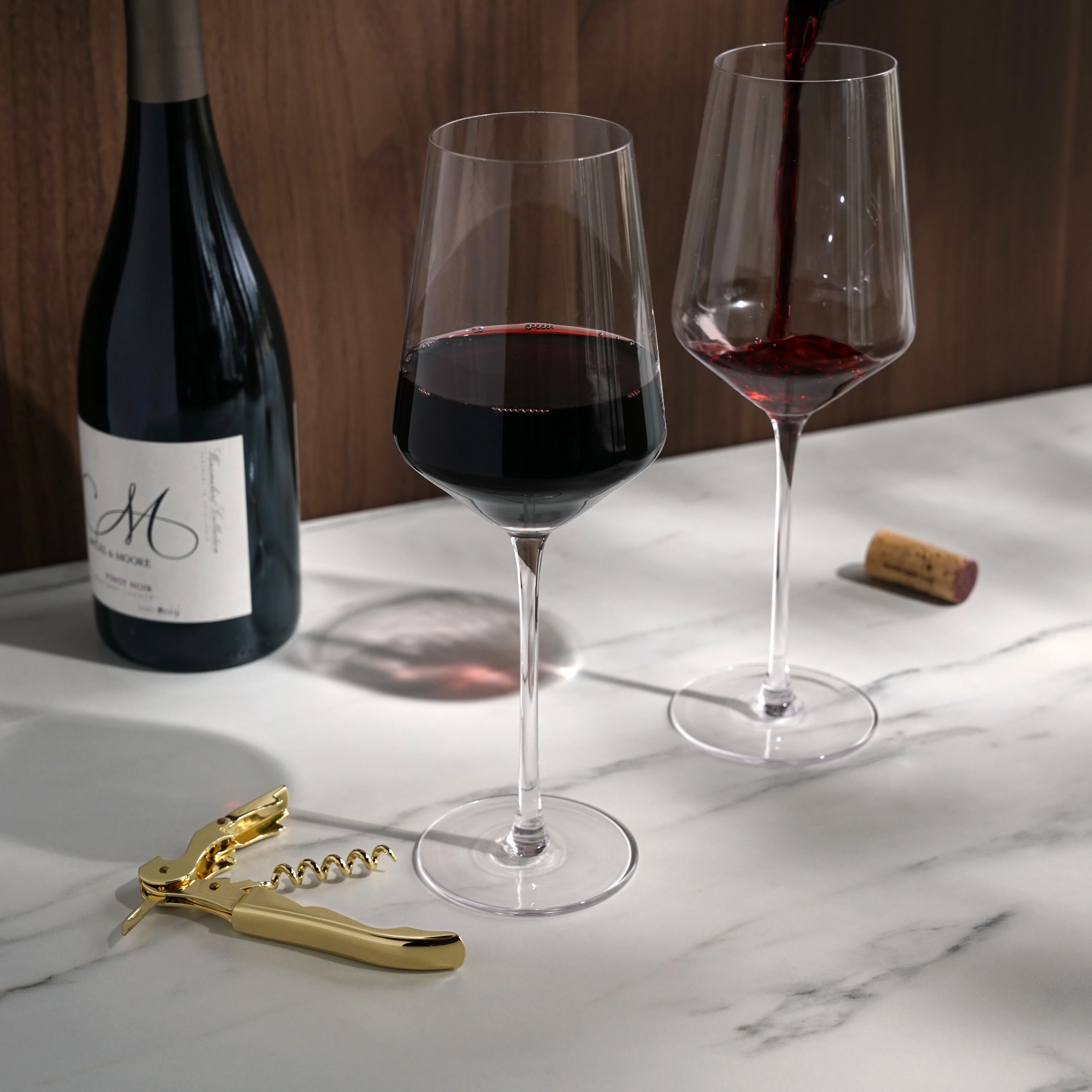 Crystal Bordeaux Glasses & Gold Corkscrew Gift Box Set - Image 2