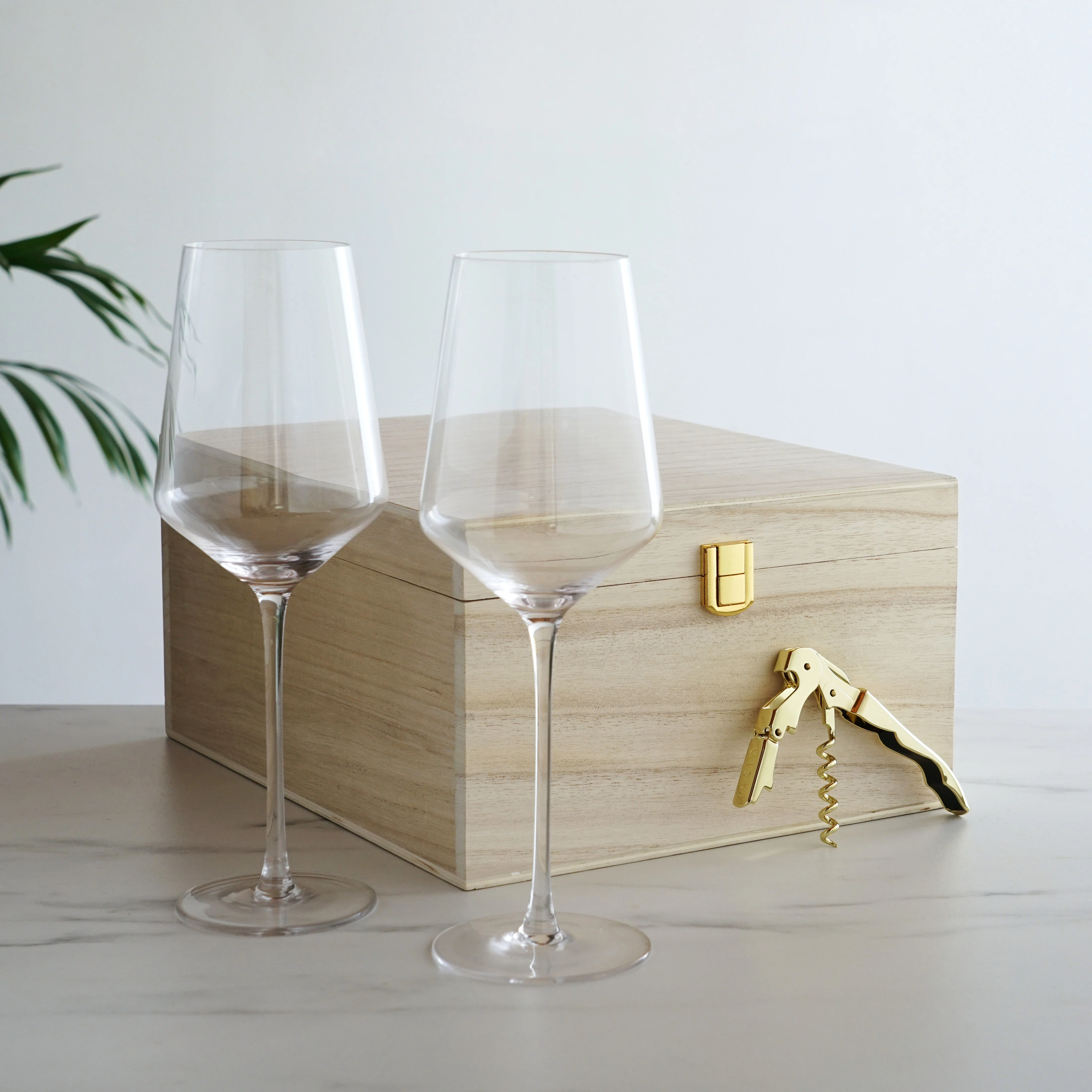 Crystal Bordeaux Glasses & Gold Corkscrew Gift Box Set - Image 3